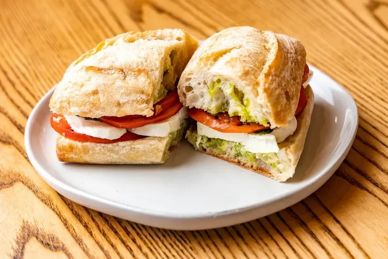 #21 Sandwich - Tomato & Mozzarella image