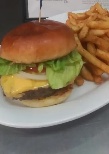 Classic Cheeseburger image