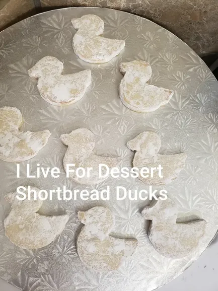 I Live for Dessert image