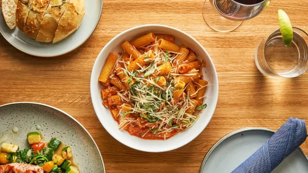 Rigatoni Bolognese image