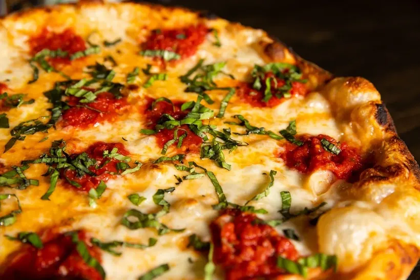16" Old World Margherita image