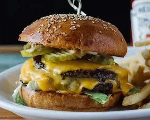 Cheeseburger image