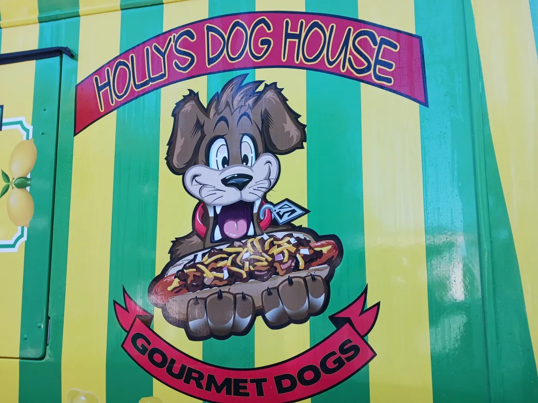 Holly's Dog House LLC 33710 Steadman Rd in New Boston, MI Toast