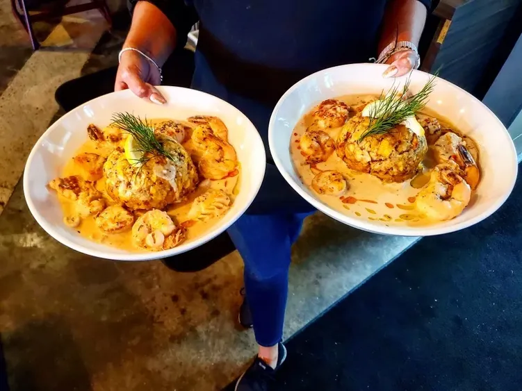 SEAFOOD MOFONGO image