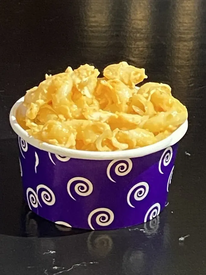 BUFFALO CHICKEN MAC AND CHEESE image