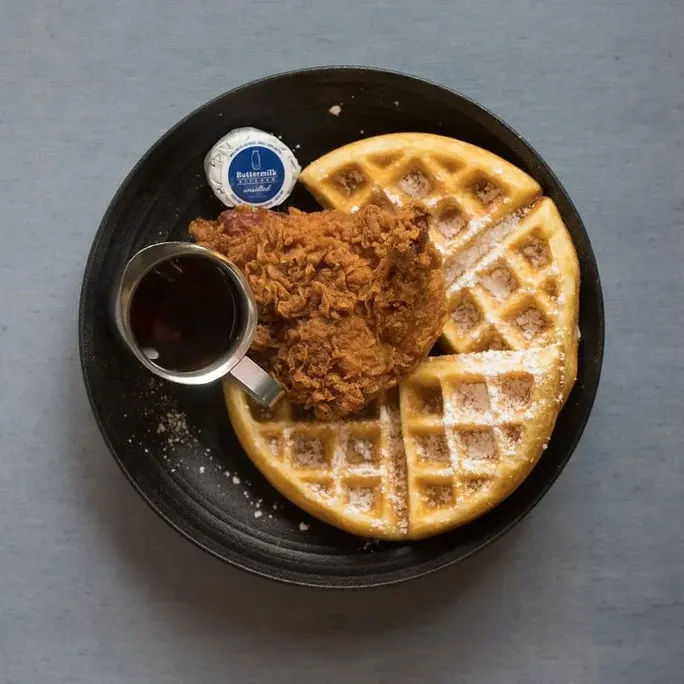 Chicken & Waffle image