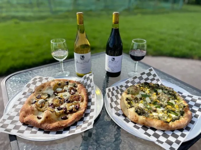 Jomas Hill Winery in Darwin, MN Toast