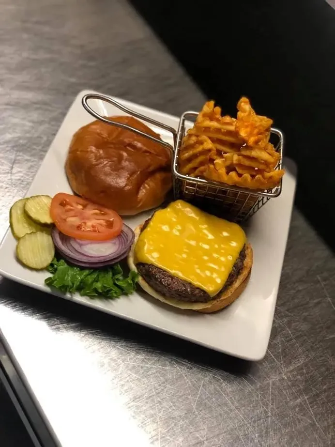 Cheeseburger image