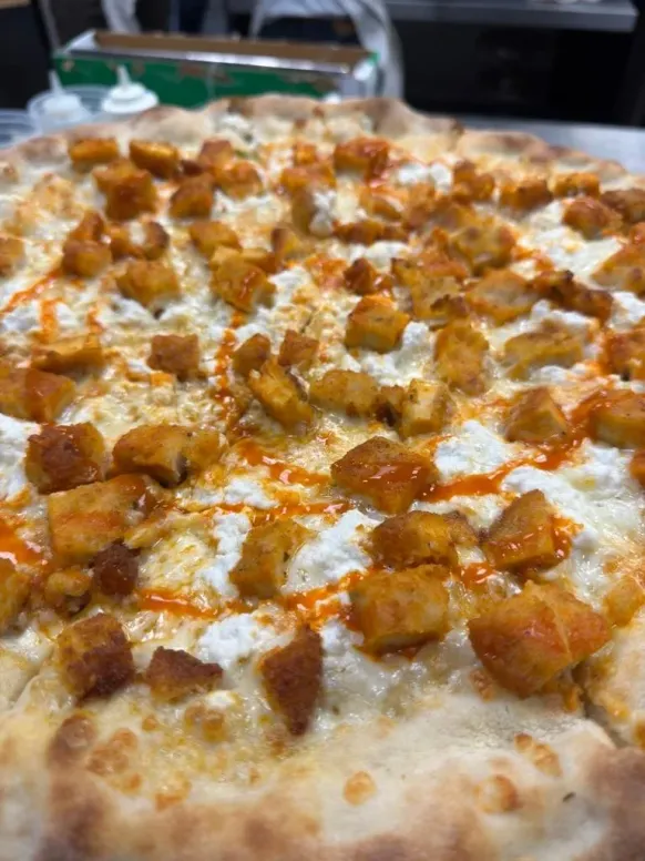 Best Chicken Pizza in Westport, CT Order Chicken Pizza Toast