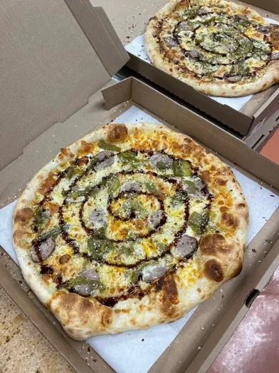 #4 Sausage & Peppers Pizza image