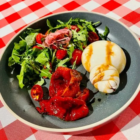 Burrata Caprese image