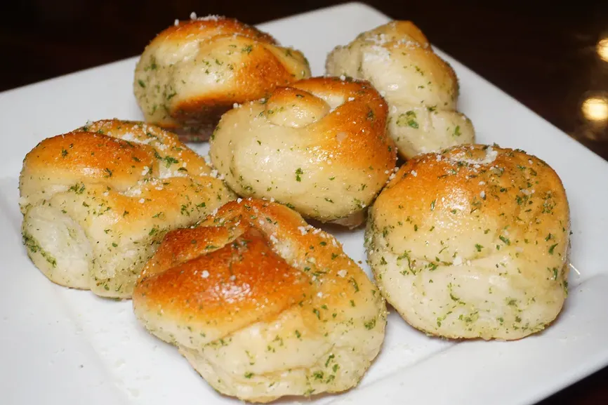 garlic knot (1) image