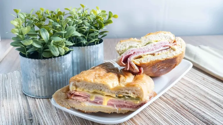 Tampa Cuban image