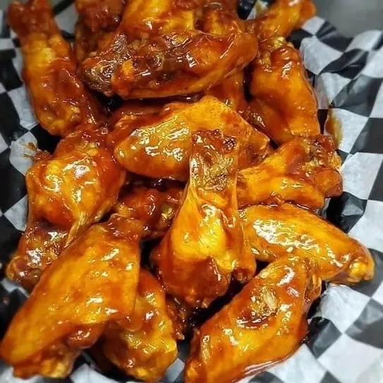 10 Traditional Wings image