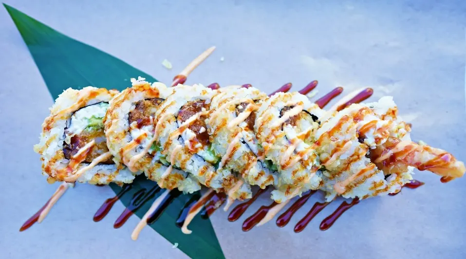 Spicy Tuna & Shrimp Tempura Roll image