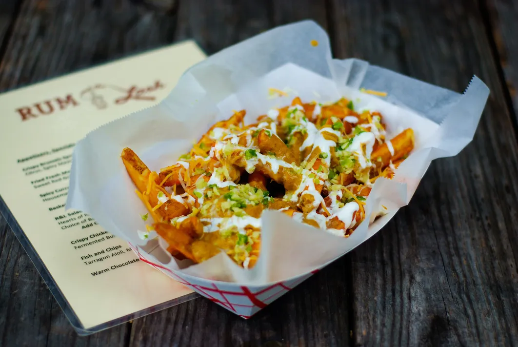 Curry Fries image