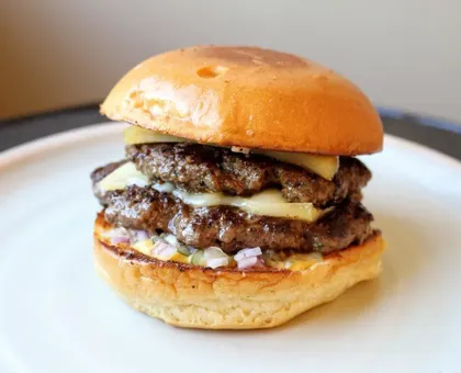 Swyft Smash Burger TO-GO image