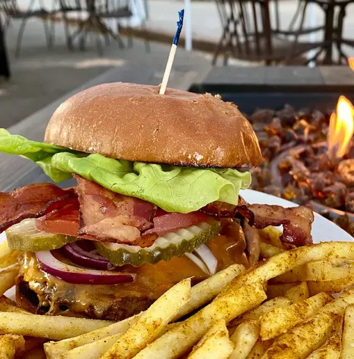 Bacon Cheeseburger image