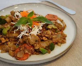 Pad Kee Mow image