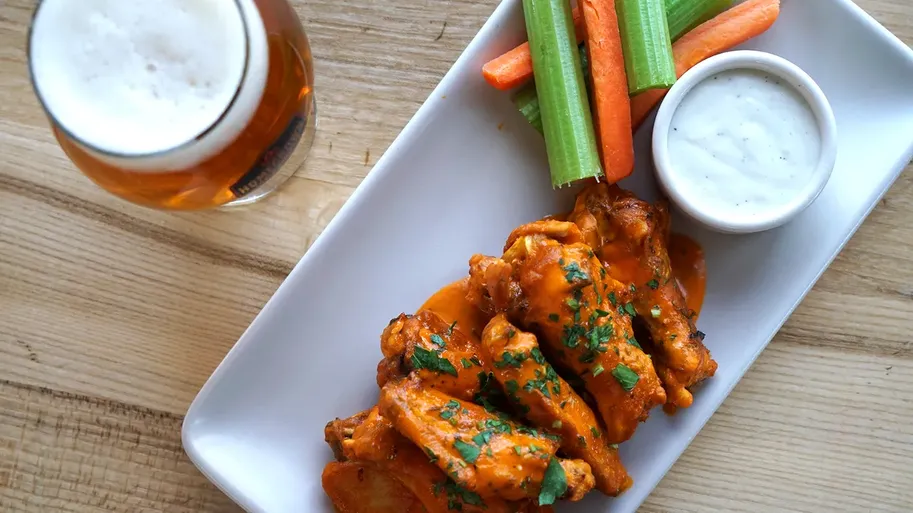 Crispy Chicken Wings image