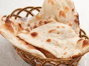 Plain Naan image