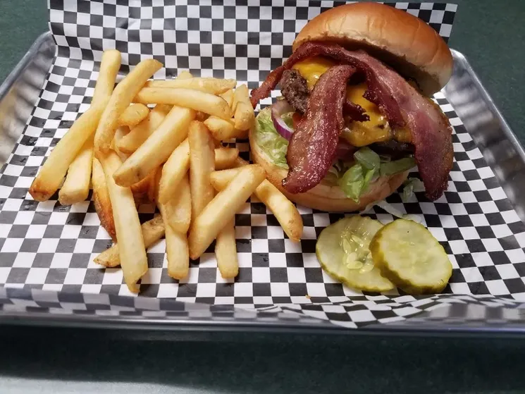 *Bacon Cheddar-Burger image