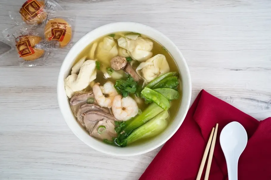 QUART WONTON SOUP image