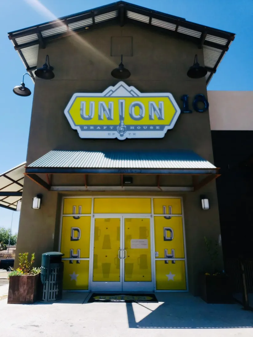 Union Drafthouse Canyon 7470 Cimarron Plaza Jarritos Agua Minera