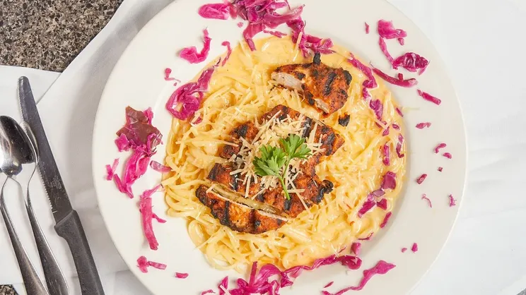 Theresa’s Sweet Chili Linguine image