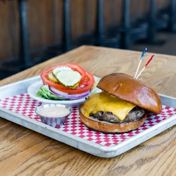 1/4 lb Cheeseburger image