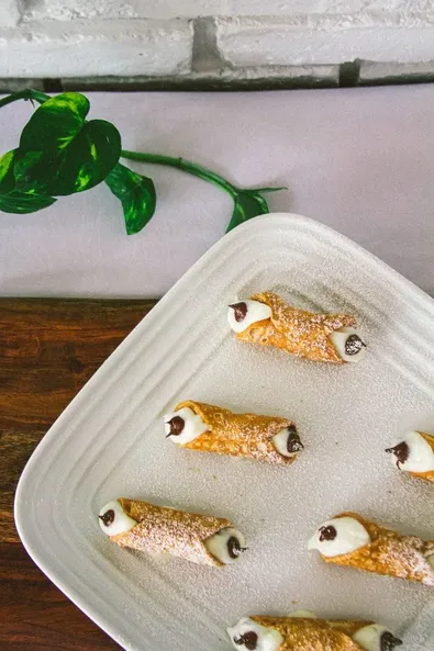Handmade Cannoli image