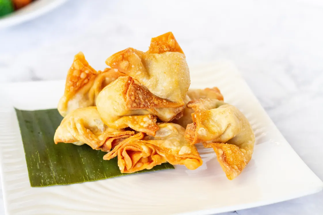 Crab Rangoon (6pc) 起司混沌 image