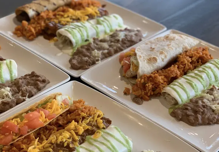 Cantina Laredo image