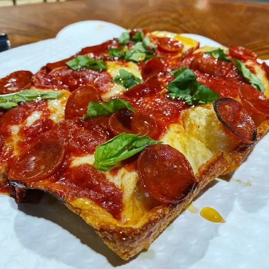 Motown (Detroit Deep Dish) image