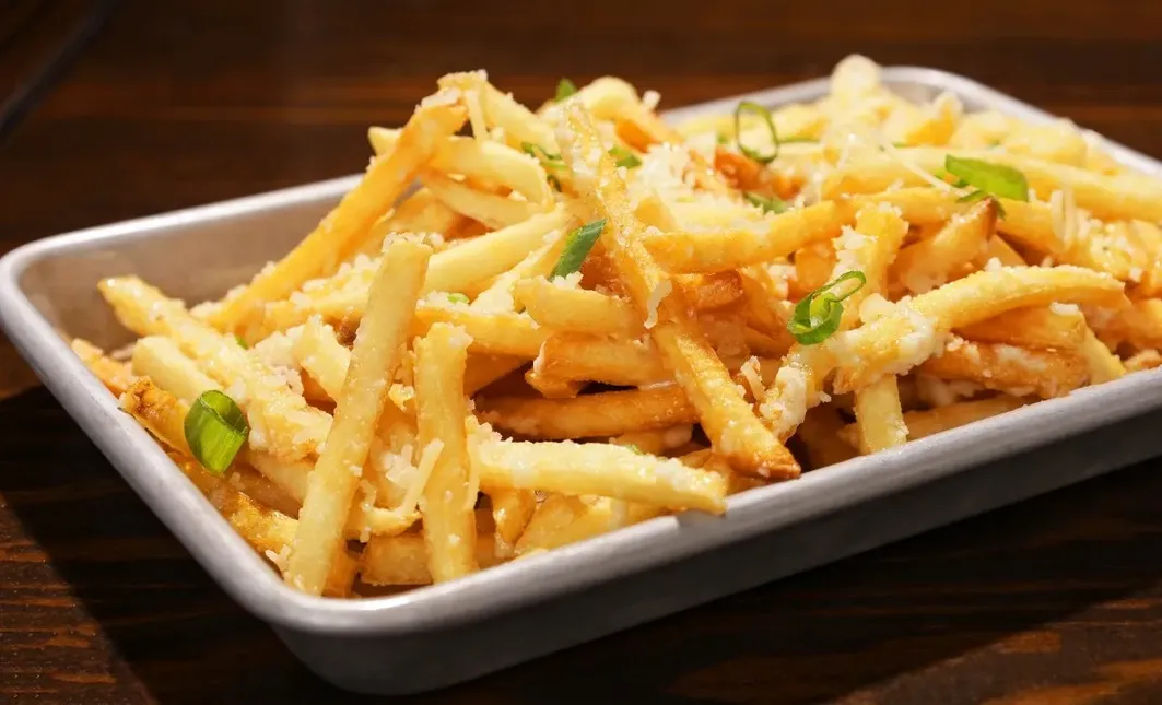 Garlic Parmesan Fries image