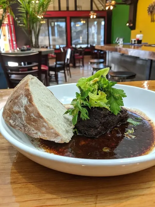 Oyo Pepper Pot image
