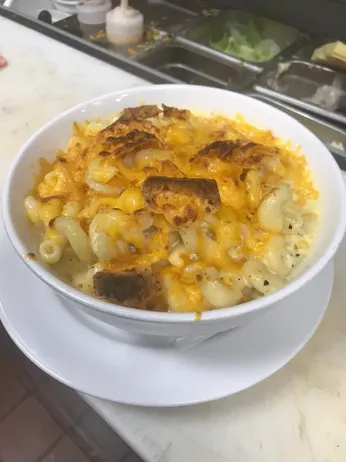 MAC & BEER CHEESE image