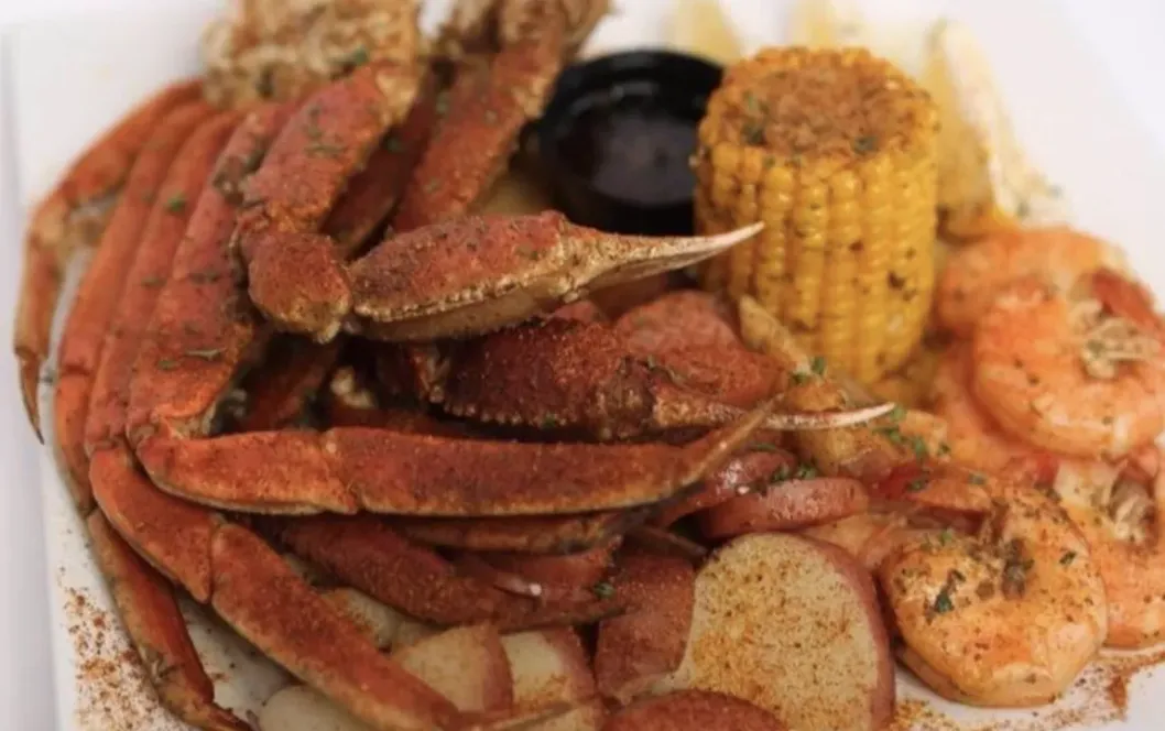 Cirque Daiquiri Bar & Grill Lobster Tail