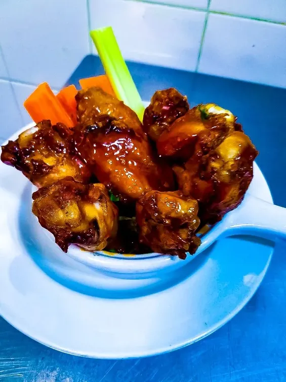 Pound of Wings image