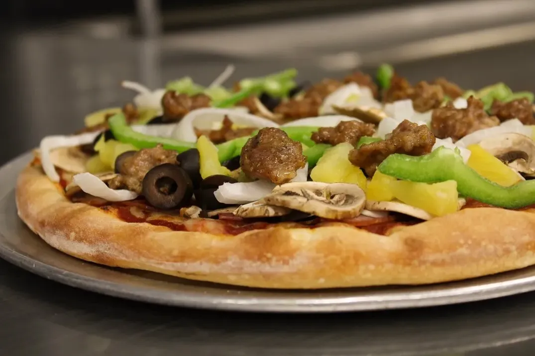 Roy's Pizza & Pasta image
