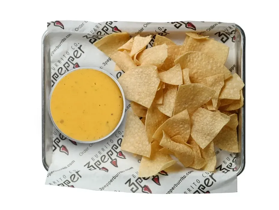 LARGE QUESO W/ CHIPS image