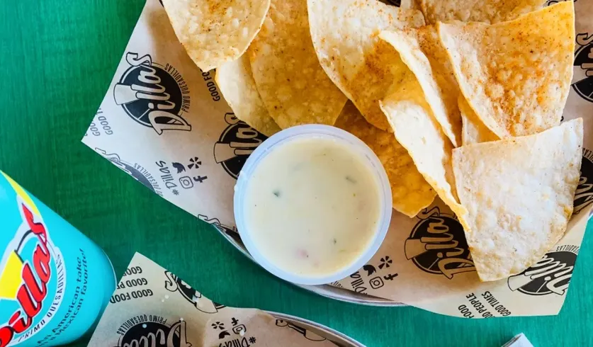 Hatch Queso & Chips (3oz) image