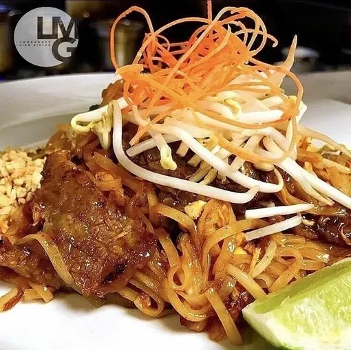 Pad Thai image