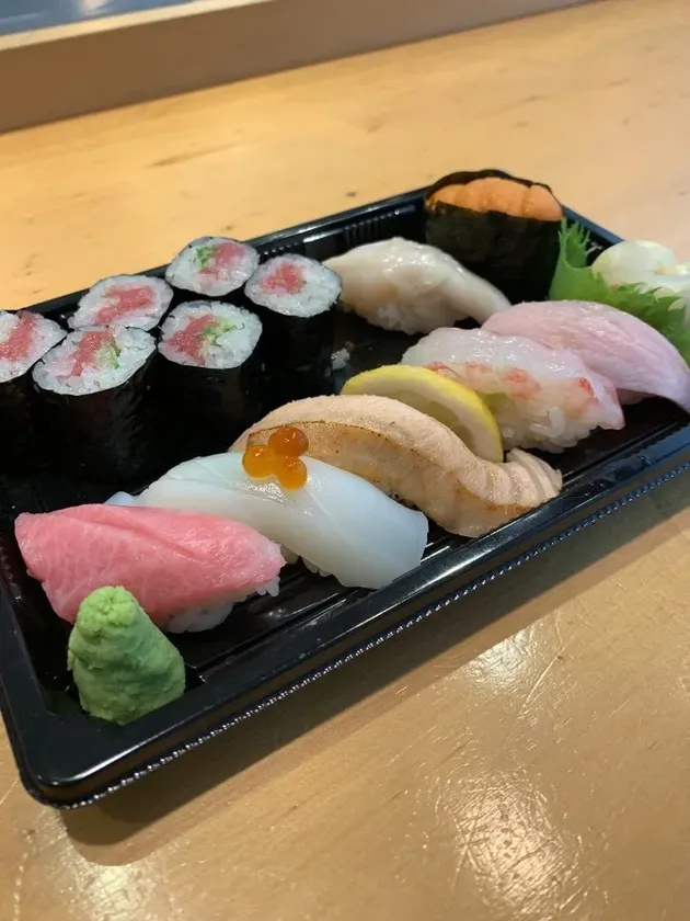 Sushi Tokujo image