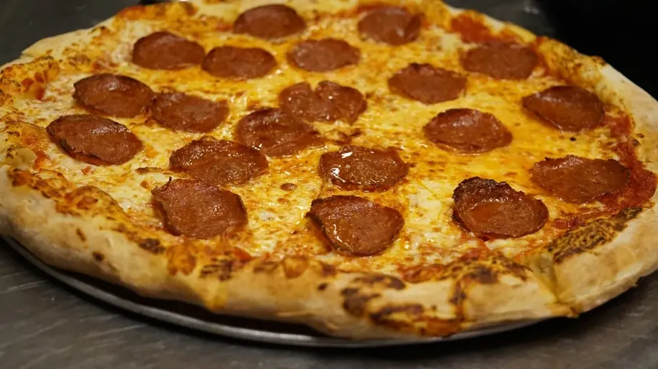 16" Deal Pizza image