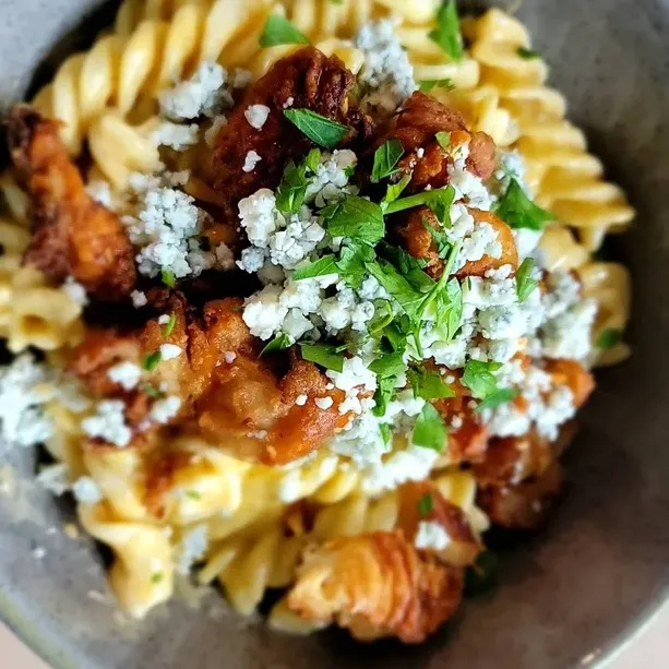 Buffalo Mac and Cheese image