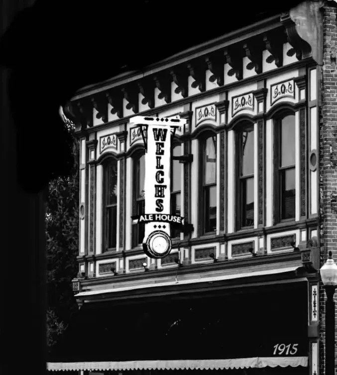 Welch's Ale House Toast