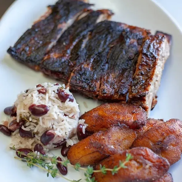 JAMMIN' ISLAND BBQ image
