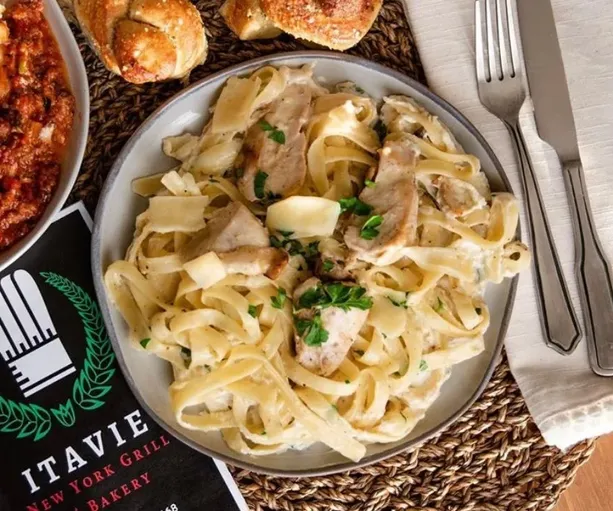 Fettuccine Alfredo image