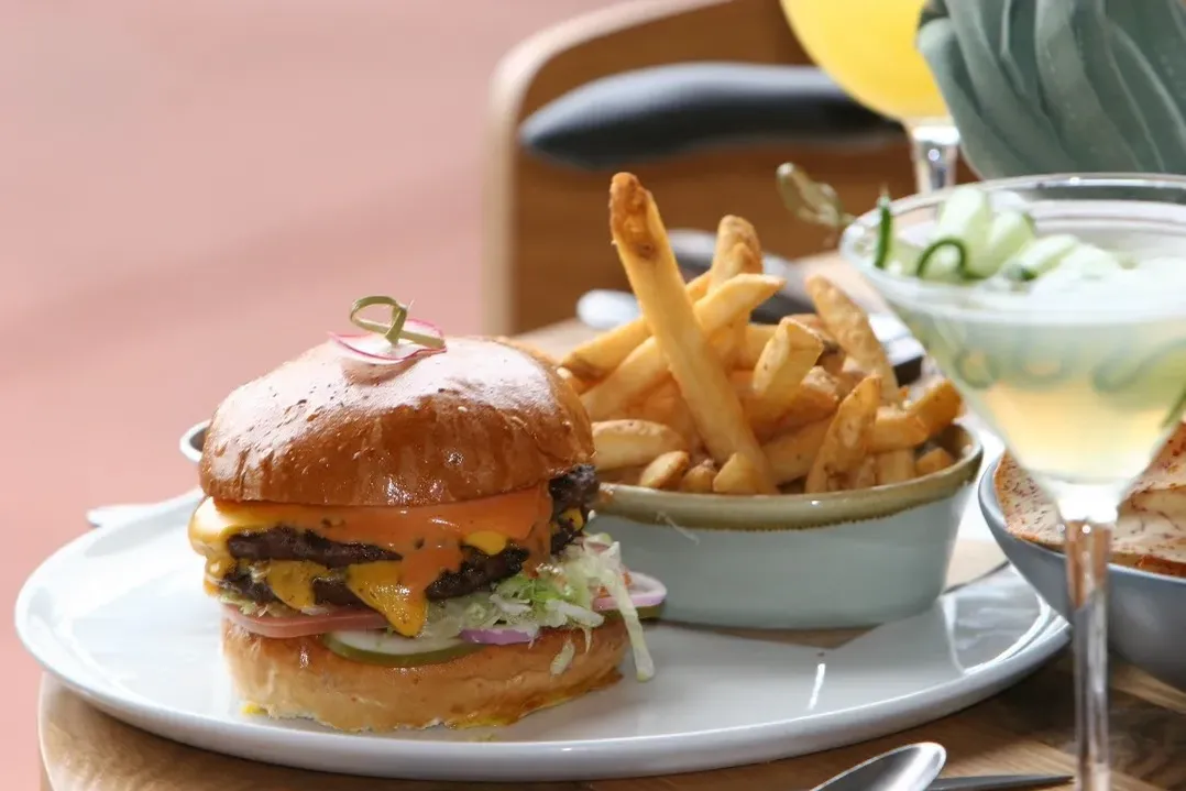 Shelby Burger image